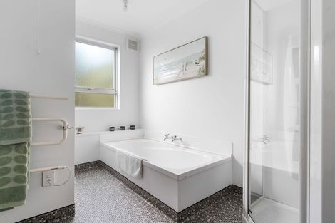 Photo of property in 43 Sutcliffe Street, Saint Clair, Dunedin, 9012