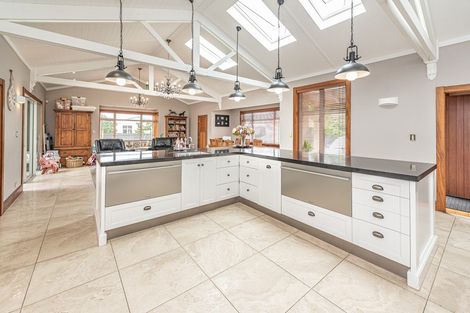 Photo of property in 40 Caius Avenue, Gonville, Whanganui, 4501