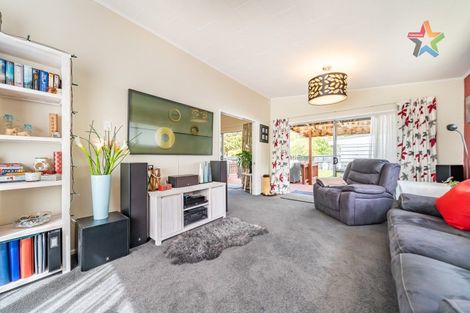 Photo of property in 33 Mcgowan Road, Wainuiomata, Lower Hutt, 5014