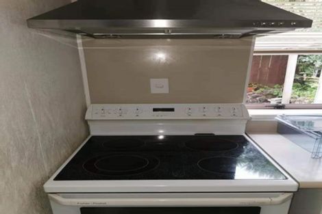 Photo of property in 2/6 Philson Terrace, Browns Bay, Auckland, 0630