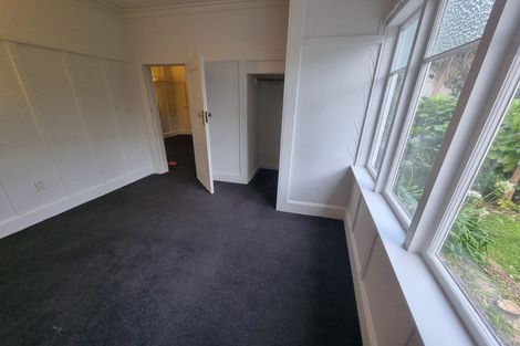 Photo of property in 104 Glenmore Street, Northland, Wellington, 6012