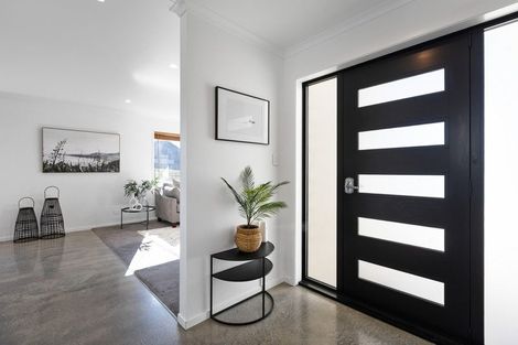 Photo of property in 13 Rua Place, Bell Block, New Plymouth, 4312