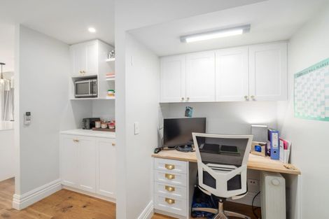 Photo of property in 87 Cashmere Road, Cashmere, Christchurch, 8022