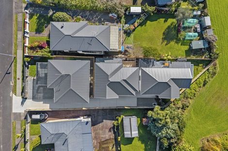 Photo of property in 76a Ennis Avenue, Pakuranga Heights, Auckland, 2010