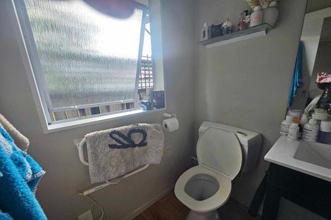 Photo of property in 2/275 Waterloo Road, Waterloo, Lower Hutt, 5011