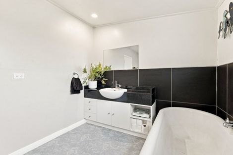 Photo of property in 8 Albert Street, Pahiatua, 4910