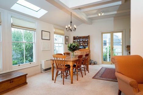 Photo of property in 88 Charles Street, Westshore, Napier, 4110