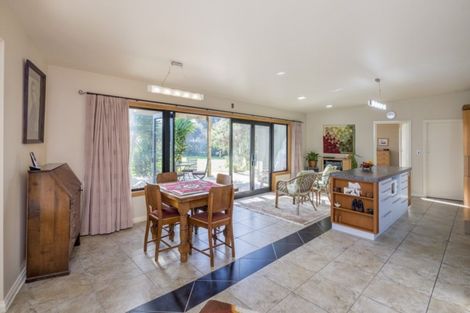 Photo of property in 165b Papaitonga Lake Road, Ohau, Levin, 5570
