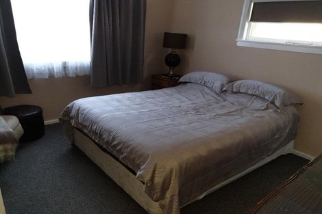 Photo of property in 10 Leicester Street, Patea, 4520