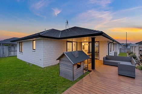 Photo of property in 59 Harding Drive, Papamoa Beach, Papamoa, 3118