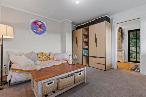 Photo of property in 53 Stillwater Crescent, Stillwater, Silverdale, 0993