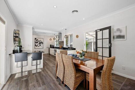 Photo of property in 20 Raumati Terrace, Khandallah, Wellington, 6035