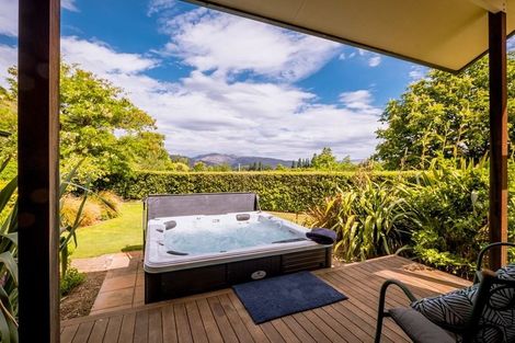 Photo of property in 82 Burn Cottage Road, Cromwell, 9384