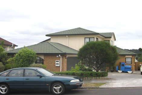 Photo of property in 1 Stephanie Close, Glenfield, Auckland, 0629