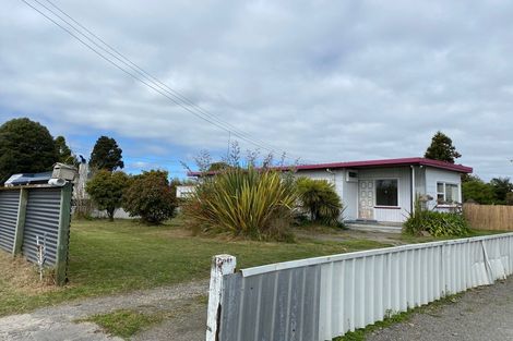 Photo of property in 15 Kirk Street, Otaki, 5512