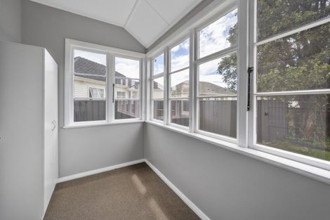 Photo of property in 906 Tamatea Place, Mahora, Hastings, 4120