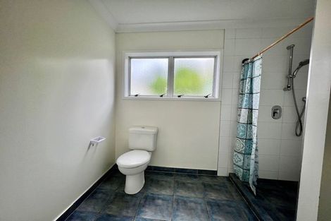 Photo of property in 24 Vipond Road, Stanmore Bay, Whangaparaoa, 0932