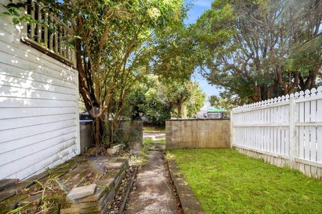 Photo of property in 27a Lloyd Avenue, Mount Albert, Auckland, 1025