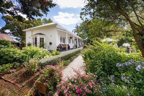 Photo of property in 208 Cambridge Avenue, Ashhurst, 4810