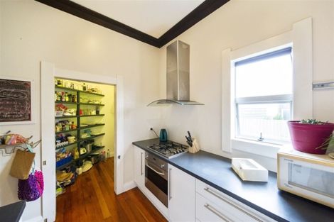 Photo of property in 8 Collins Street, Hawera, 4610