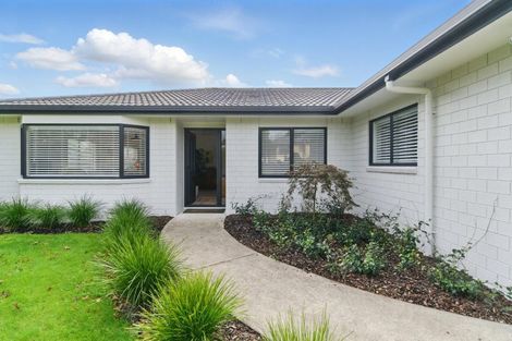 Photo of property in 52 Highfields Drive, Katikati, 3129