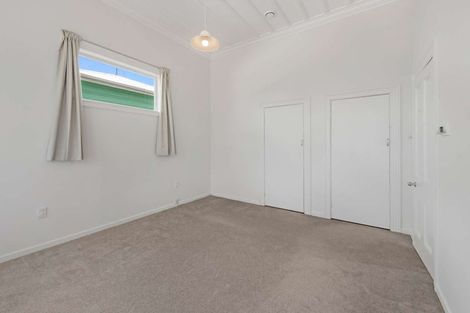 Photo of property in 24 Alma Road, Gonville, Whanganui, 4501
