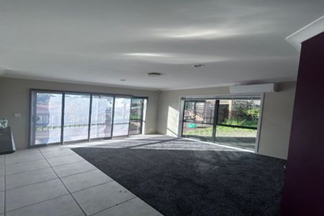 Photo of property in 26 Twin Court, Albany, Auckland, 0632