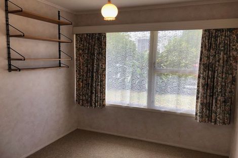 Photo of property in 2 Mander Place, Bucklands Beach, Auckland, 2012