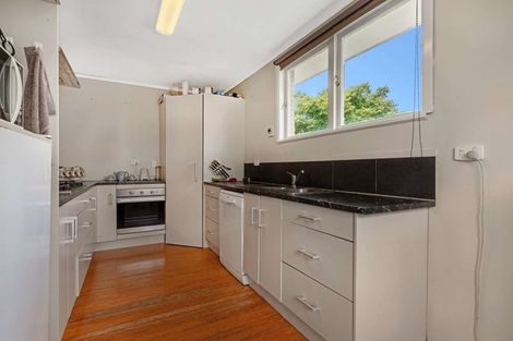 Photo of property in 8 Martin Street, Utuhina, Rotorua, 3015