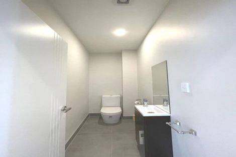 Photo of property in 14a Bridge Avenue, Te Atatu South, Auckland, 0610