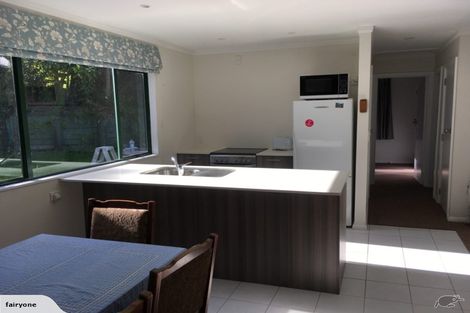 Photo of property in 9 Withers Road, Glen Eden, Auckland, 0602