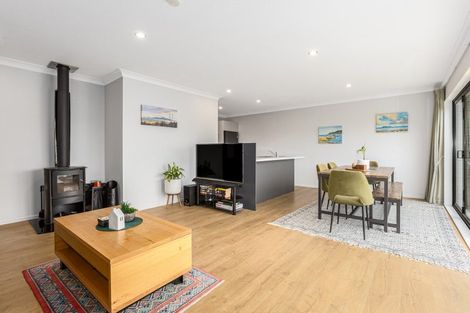 Photo of property in 29b Newport Terrace, Seatoun, Wellington, 6022