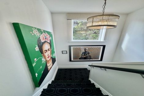 Photo of property in 322 Oriental Parade, Oriental Bay, Wellington, 6011