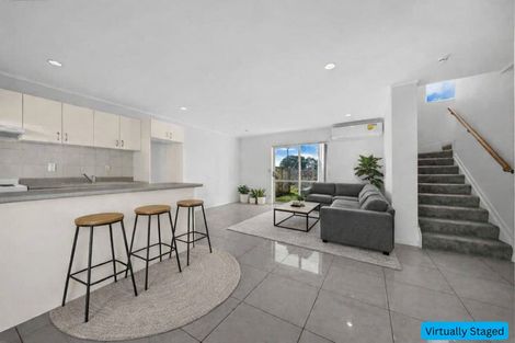 Photo of property in 11 Lockington Avenue, Henderson, Auckland, 0612