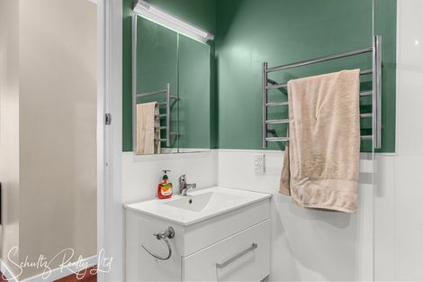 Photo of property in 17a Ash Street, Maungaturoto, 0520