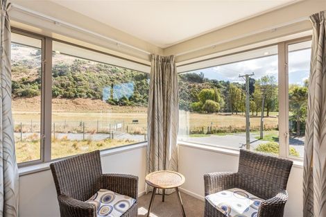 Photo of property in 107 Bay View Road, Moncks Bay, Christchurch, 8081