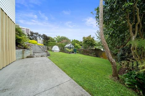 Photo of property in 53 Saint Johns Terrace, Tawa, Wellington, 5028