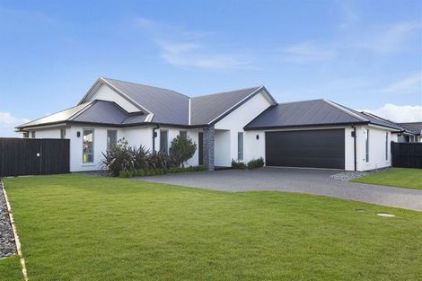 Photo of property in 66 Bronco Drive, Aidanfield, Christchurch, 8025