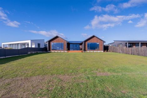 Photo of property in 70 South Arm Drive, Te Anau, 9600