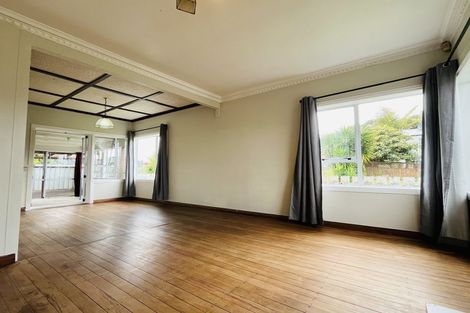 Photo of property in 125 Mangere Road, Otahuhu, Auckland, 1062