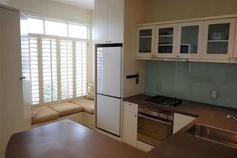 Photo of property in 287 Marine Parade, Napier South, Napier, 4110