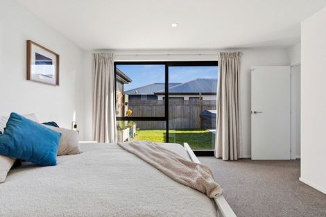 Photo of property in 77 Bannister Street, Jacks Point, Queenstown, 9371