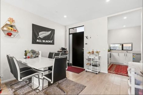 Photo of property in 83 Walters Road, Papakura, Takanini, 2110