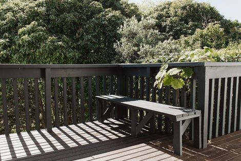 Photo of property in 6 Gates Road, Waikanae Beach, Waikanae, 5036