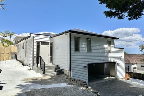 Photo of property in 17c Balmain Road, Birkenhead, Auckland, 0626