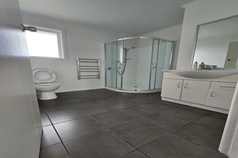 Photo of property in 1/42 Lyttelton Avenue, Forrest Hill, Auckland, 0620