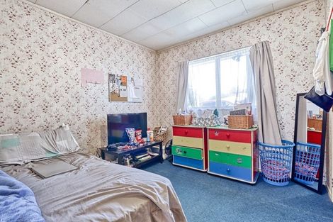 Photo of property in 25 Dewhurst Place, Favona, Auckland, 2024