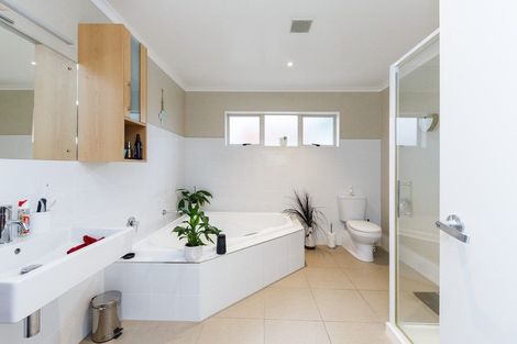 Photo of property in 6 Alan Street, Palmerston North, 4414