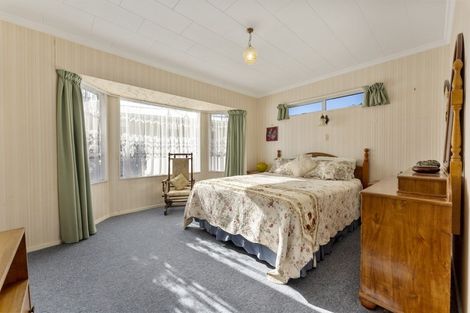 Photo of property in 237 Tukapa Street, Westown, New Plymouth, 4310