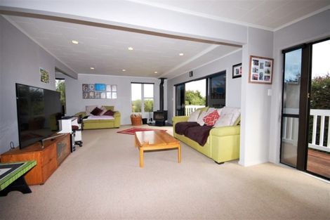 Photo of property in 25 Ingle Avenue, Waipahihi, Taupo, 3330